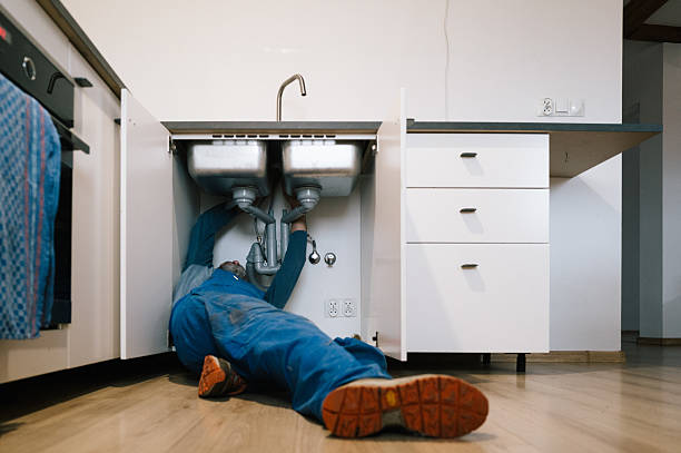 Professional Plumbing technician working in Rocky River, OH